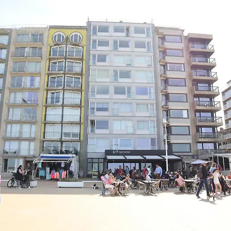 In By The * Nieuport